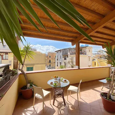 Apartament Solemar Sicilia - Casa Maria Santa Flavia